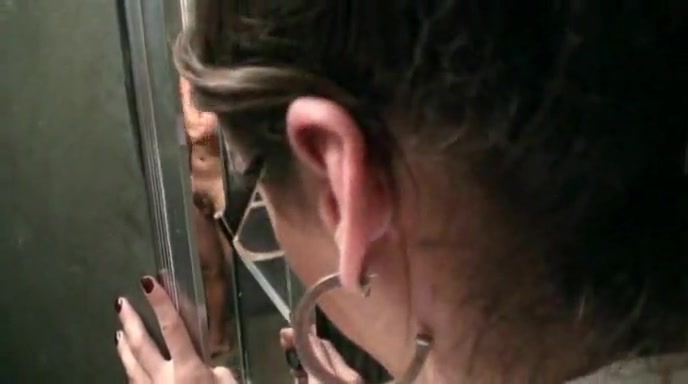 Seductive Tranny In Glasses Cummed