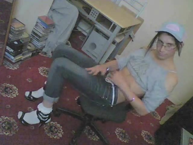 Hot Transsexual Beating Off Till Cumshot