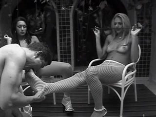 Tgirls share one randy sucker