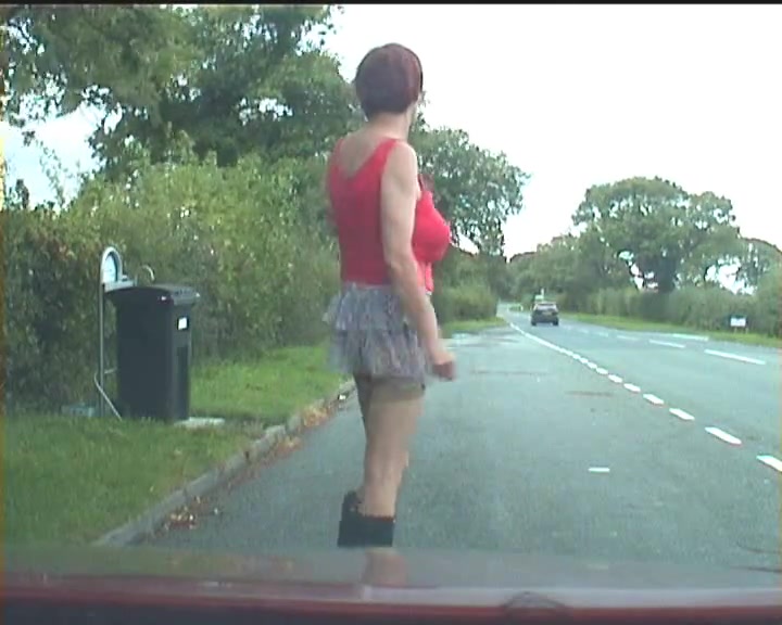 Sexy Zoe Walking