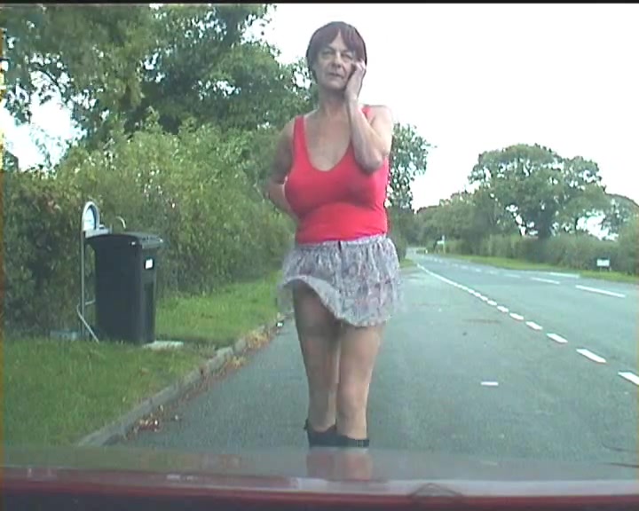 Sexy Zoe Walking