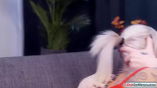 Shemale Izzy Wilde sucked by and fucks milf La Petite Blonde