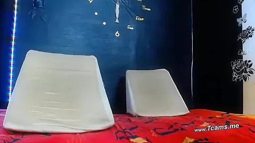 Shemale and her boyfriend sucking each other