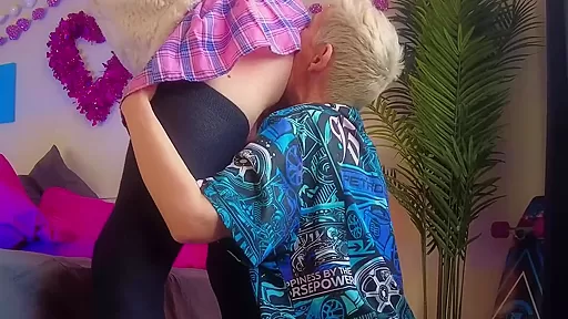 When She Didnt Eat All Day And His Ass In A Skirt Passed By