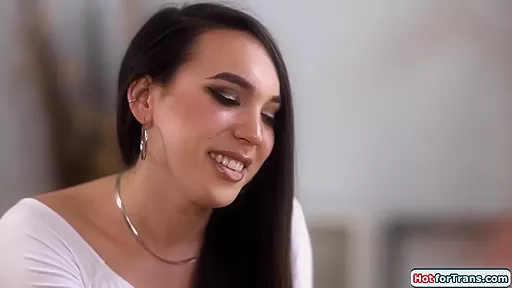 Asian Trans Licks Interviewer - Kasey Kei And Aiden Ashley