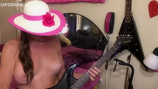Liz Alone Again Guitar Boobies Retro Doken Guitar