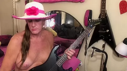 Liz Alone Again Guitar Boobies Retro Doken Guitar