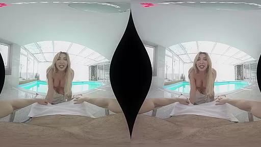 Poolside Goddess - TSVirtualLovers