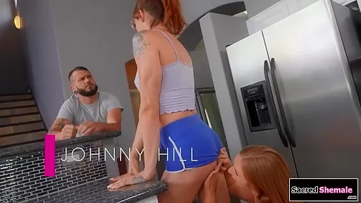 Tina R, Big T And Skylar Snow In Trans And Guy Fuck A Latina