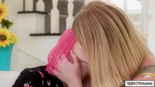 Claire Tenebrarum And Big T - Trans Fucks A Cis Girl