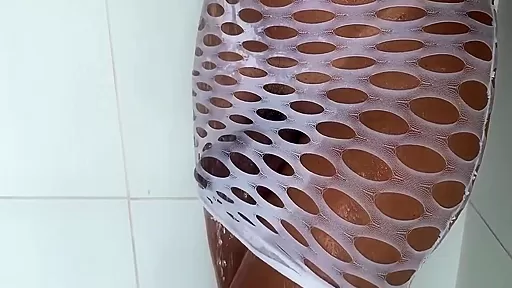 Funcionario Do Hotel Era Assinante Do Meu Site E Ja Conversamos Ha Tempos Entao A Coincidencia Fez Com Que Ele Ganhasse Meu Cuzinho Na Beira Da Piscina E Gozasse Tudinho Em Cima De Mim 6 Min -