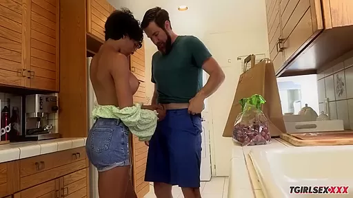Sucks On Epic! With Lola Morena
