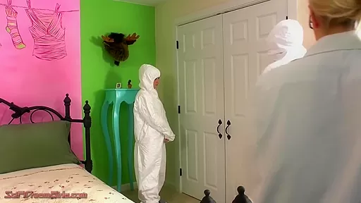 Bimbo Bot The Gender Transformer - Ashley Fires And Juliette Stray