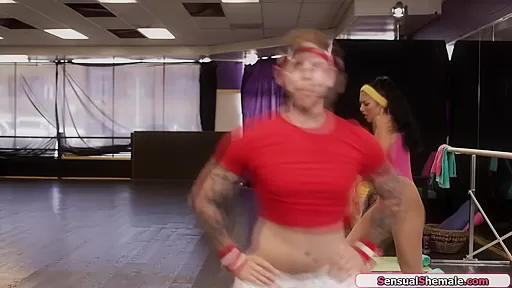 My shemale gf Gracie Jane and I found a new workout routine