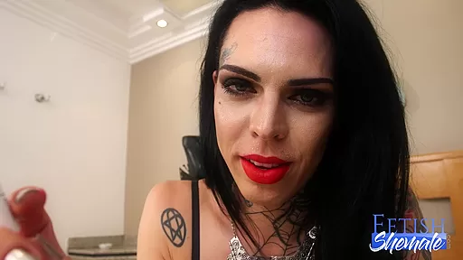 Sexy Tranny Showing off what shes got