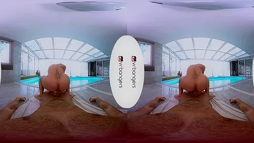 Eva Paradis in A Day in Paradis - VRBTrans
