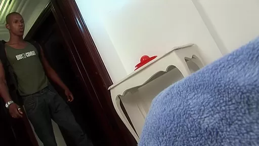 Black Guy Find A Tranny Surprise In Bed - FemdomAustriaTs