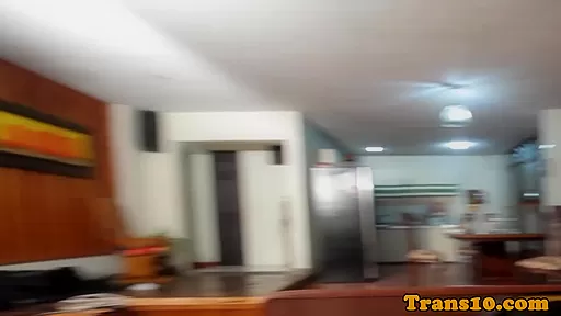Bigbooty latina tranny showing her big ass