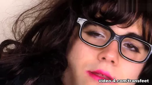 TransFeet Video: Giorgia Star
