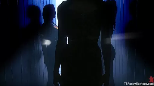 She Bottoms to her Cock She Bottoms to her Vagina