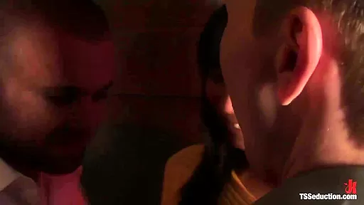 Yasmin Lee Threesome