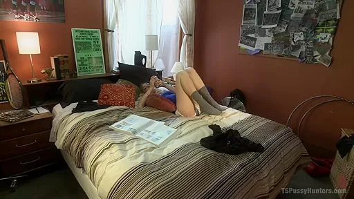 Dorm Room First Times Emma Kisses Her first Girl AND Sucks her Cock