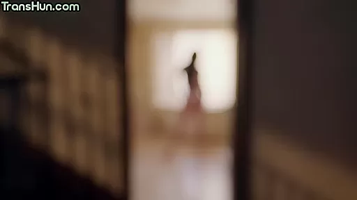 Trans nympho beauty fucks female in pussy in doggystyle