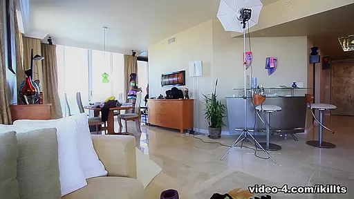 Vaniity in Making of 1 Trick 2 Treat - IKillItTs
