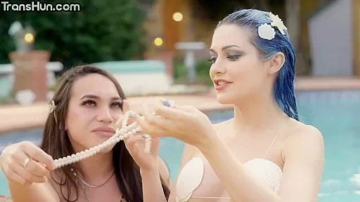 Small boobs TS mermaid fucks babe outdoor on swimming pool