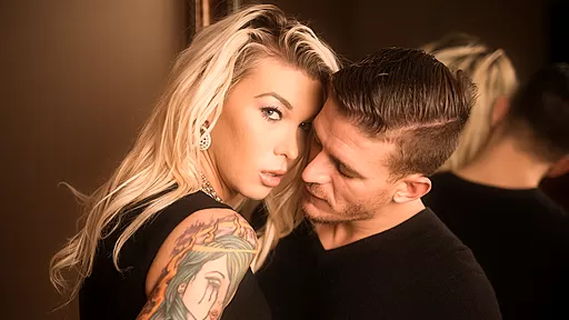 Alexander Gustavo & Aubrey Kate in TS Blondes Have More Fun - TransSensual