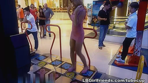 Fourfan - Mall Date Jerkoff