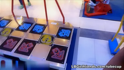 Fourfan - Mall Date Jerkoff