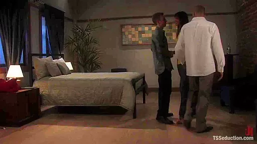 Yasmin Lee - Threesome