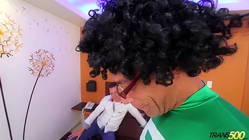 Super Ramon Bangs Shemale teen 18+