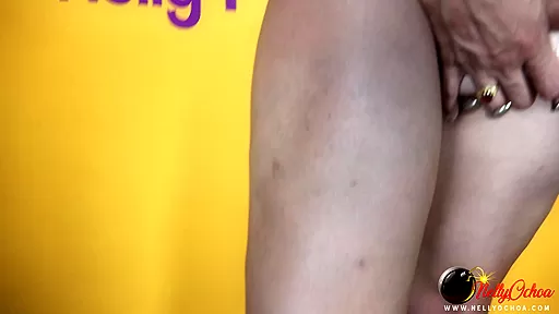 Hung Shemale Nelly Ochoa in panties