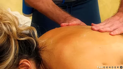Bigtit shemale giving bj while barebacking with masseur