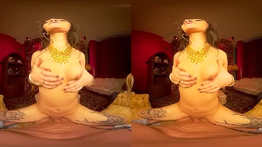 Ryder Monroe in My ASStrologer Shemale VR Porn Video - VRBTrans