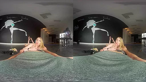 Janelle Fennec in Secret Guru Succ-sex Shemale VR Porn Video - VRBTrans