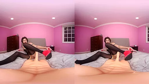 Alisia Rae in Anally Yours Shemale VR Porn Video - VRBTrans