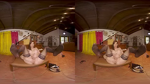 Jamie French in Pickup Notes Shemale VR Porn Video - VRBTrans