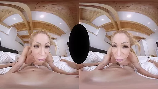 Vanessa Jhons in Apt Pupil Shemale VR Porn Video - VRBTrans