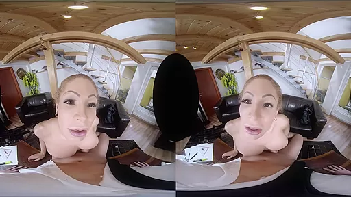 Vanessa Jhons in Apt Pupil Shemale VR Porn Video - VRBTrans