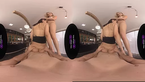 Tropical threesome - VirtualRealTrans