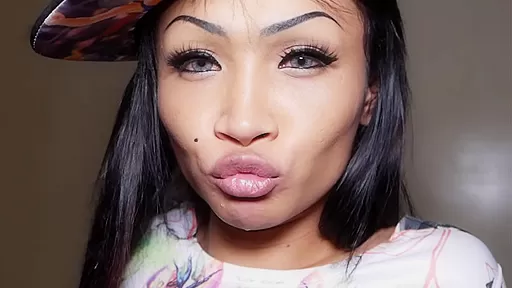 Horny amateur Asian ladyboy Bewty loves being fucked anal bareback