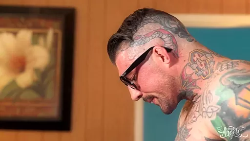 Daisy Taylor & H3ll4Sl00tz in Con Fucks Pro - TransAngels