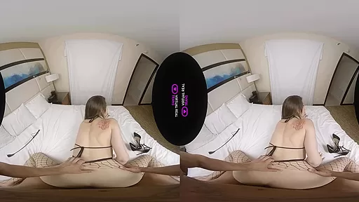 Casey Kisses,Draven Navarro in VR Hotel V - SexLikeReal Shemale