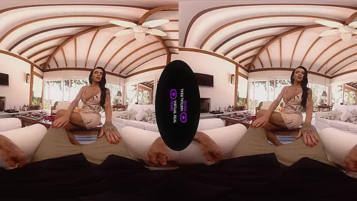 Alice,Bianca Reis in Massage a Trois - SexLikeReal Shemale