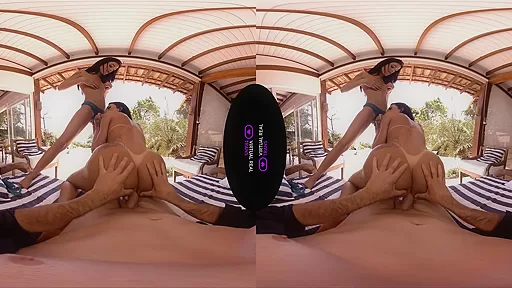 Alice,Bianca Reis in Massage a Trois - SexLikeReal Shemale