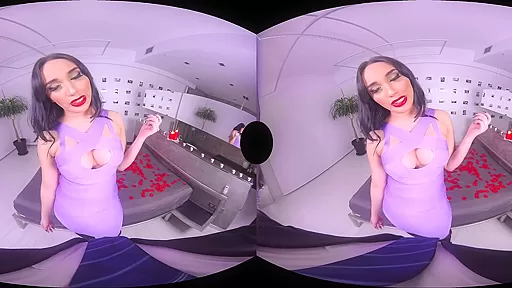 Big Johnny,Holly Harlow in Happy Valentine's day - SexLikeReal Shemale