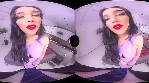 Big Johnny,Holly Harlow in Happy Valentine's day - SexLikeReal Shemale